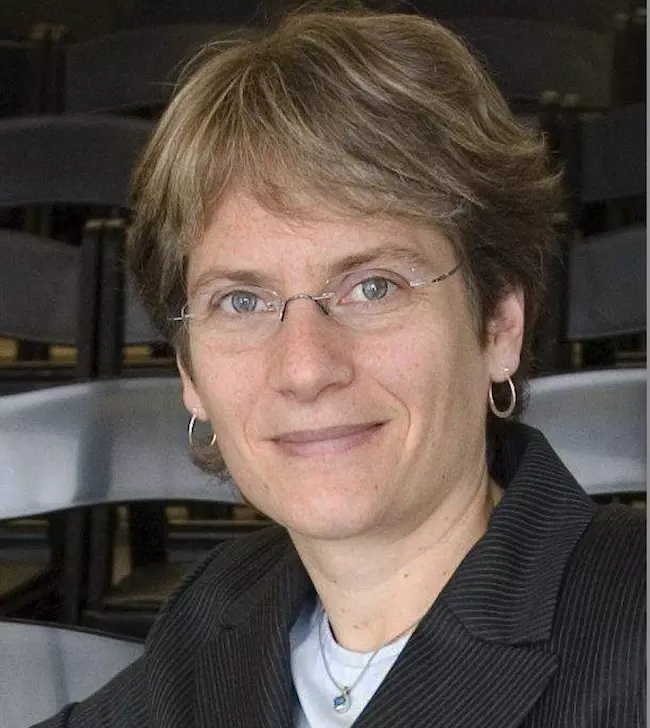 ノーベル賞受賞者のベルトッツィ博士が2023年AACR賞（がん研究における化学の優れた業績）を受賞へ